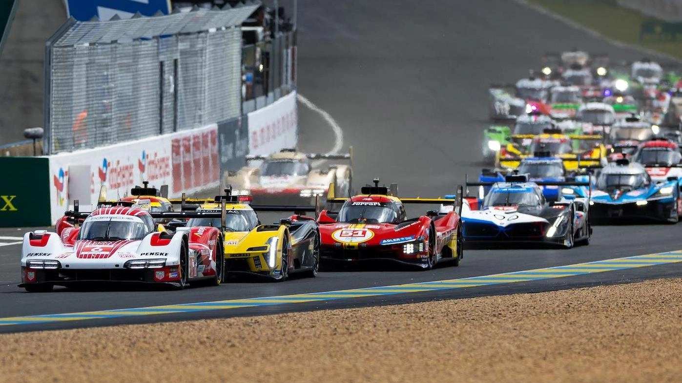 A wide shot of the race start at Le Mans